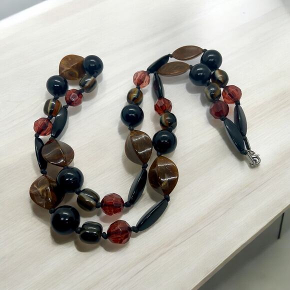 Vintage 1970s Acrylic Statement Necklace-Amber Brown Black Red-Hand Knotted-40'' - Picture 10 of 10